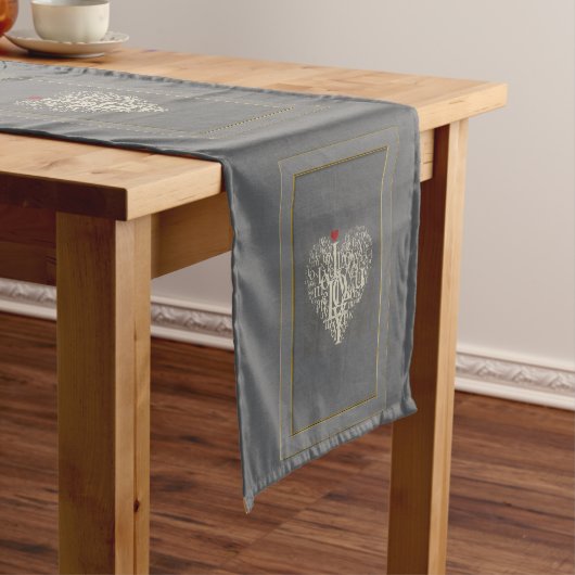 Chemin De Table Court Tapis de table d'amour (In Situ)