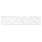 Chemin De Table Court Taupe Fleurs blanches dessinées à la main sur le b (Horizontal)