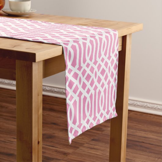 Chemin De Table Court Trellis rose (In Situ)