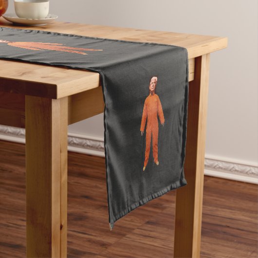Chemin De Table Court Trump Prisonnier Table Runner (In Situ)