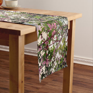 Chemin De Table Court "Whispers of Spring : Watercolor Pink Blossom Tree