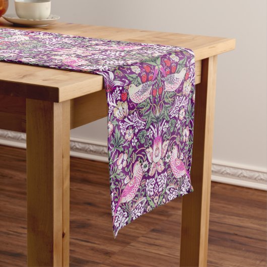 Chemin De Table Court William Morris Strawberry Thief Motif Short Tablet (In Situ)