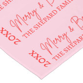 Chemin De Table Long 2025 Modern Merry and Bright Red Pink Christmas (Coin)