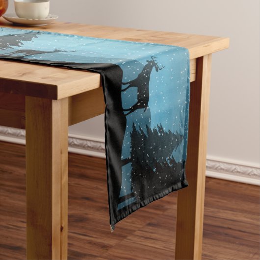 Chemin De Table Long Adorable Reindeer At Night (In Situ)