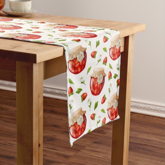 Chemin De Table Long Confiture aux fraises (In Situ)