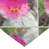 Chemin De Table Long Fleurs roses au soleil (Coin)