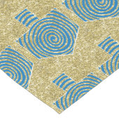 Chemin De Table Long Hanukkah "Dreidels Bleus Dorés" (Coin)