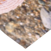 Chemin De Table Long Joli coquillage de mer rose sur la Stony Beach Cus (Coin)