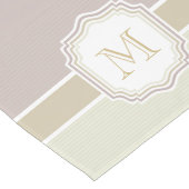 Chemin De Table Long Mauve & Sable Monogramme (Coin)
