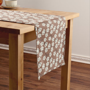 Chemin De Table Long Mocha Mousse - Fleur de coton