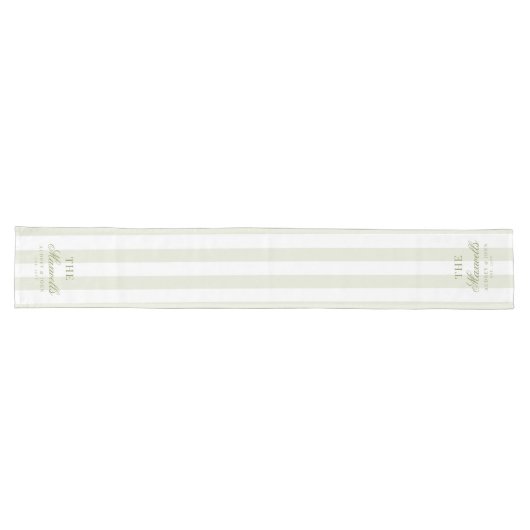Chemin De Table Long Monogram Rétro Vert Blanc Rayures Script Mariage (Horizontal)
