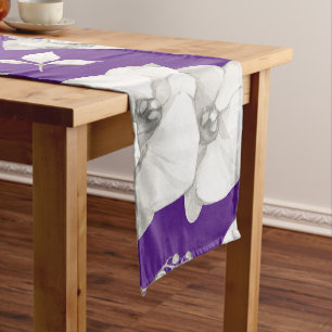 Chemin De Table Long Orchidée blanche aquarelle sur violet