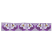 Chemin De Table Long Pansies blanches violettes (Horizontal)