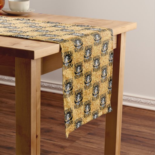 Chemin De Table Long Restez Bizarre (In Situ)