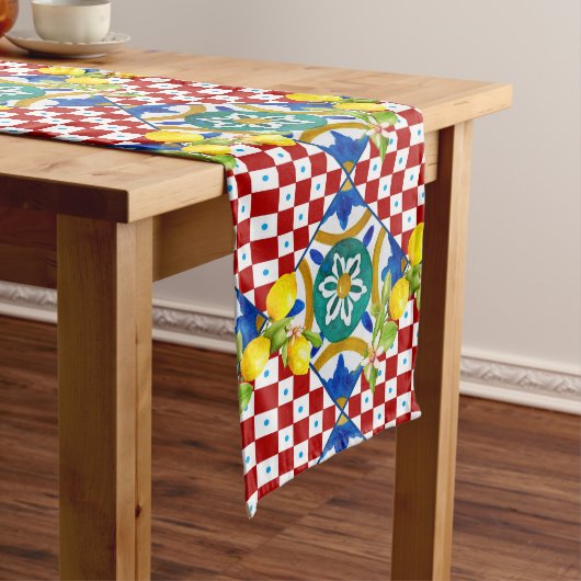 Chemin De Table Long Sicilien, majolica, tuiles, citrons (In Situ)