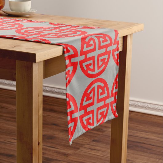 Chemin De Table Long Symbole de prospérité chinois rouge (In Situ)