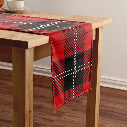 Chemin De Table Long Tartan Rouge Et Noir Écossais (In Situ)
