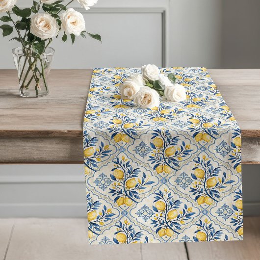 Chemin De Table Long Tons Terres Douces Et D'Inspiration Côtière Médite