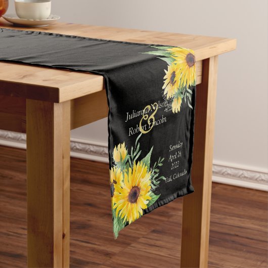 Chemin De Table Long Tournesols aquarelle sur mariage noir (In Situ)