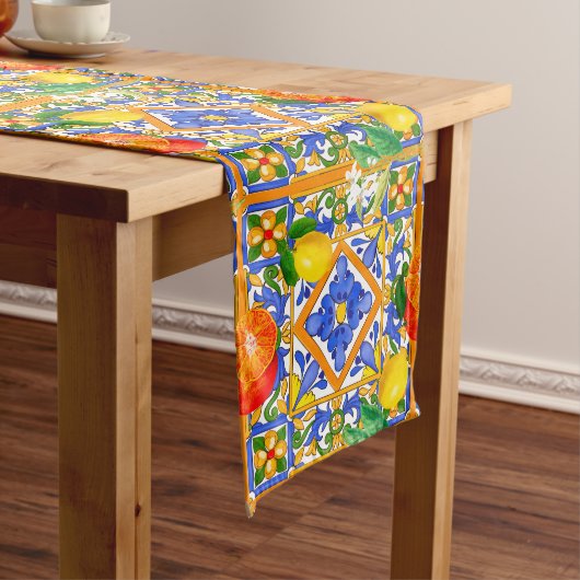Chemin De Table Long Vibran Mediterranean tablerunner (In Situ)