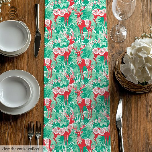Chemin De Table Moyen Abstract red green preppy Christmas table runner