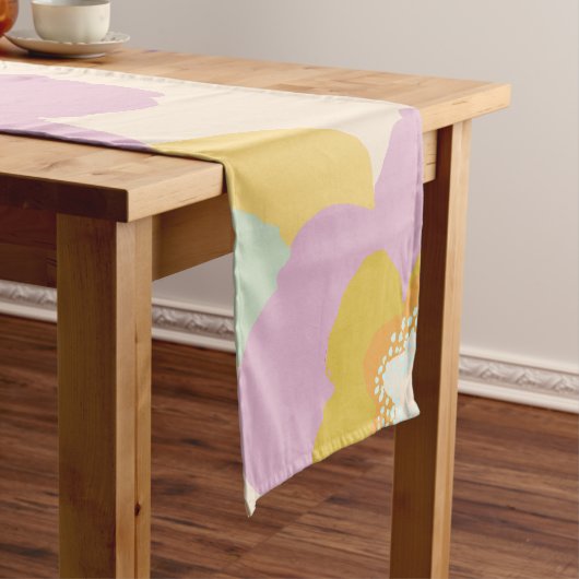 Chemin De Table Moyen Abstrait Floral Pastel Lilac Motif (In Situ)