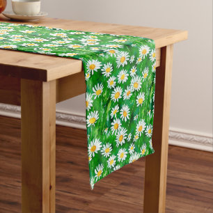 Chemin De Table Moyen Aquarelle dans un champ vert