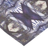 Chemin De Table Moyen Dusting the Piano (Coin)