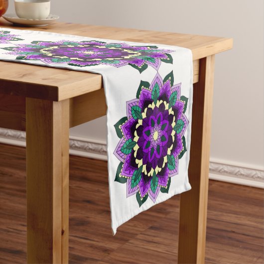 Chemin De Table Moyen Mandala Motif 02 en violet (In Situ)