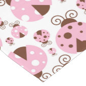 Chemin De Table Moyen Motif De Ladybugs, Mignons Ladybugs, Pink Ladybugs (Coin)