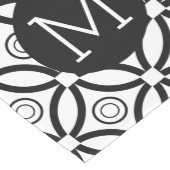 Chemin De Table Moyen Motif géométrique moderne noir et blanc (Coin)