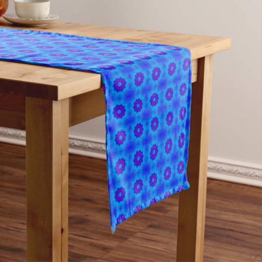 Chemin De Table Moyen Motif imprimé africain bleu et violet (In Situ)