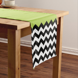 Chemin De Table Moyen Motif Zigzag noir et blanc, Chevron, Vert