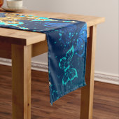 Chemin De Table Moyen Papillons d'or sur un Arrière - plan bleu (In Situ)