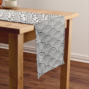 Chemin De Table Moyen Seigaiha Black and White Japonais Wave Motif
