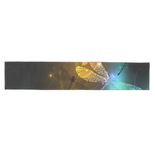 Chemin De Table Moyen Vol de libellule verte lumineuse