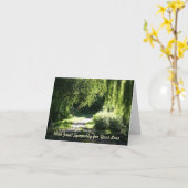 Chemin ensoleillé et saule de carte de sympathie (Fleur jaune)