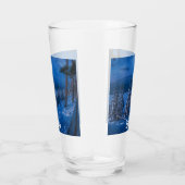 Chemin forestier en verre de nuit d'hiver (Droite)