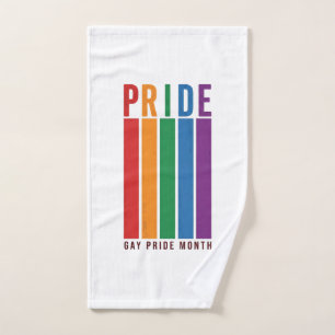 Chemise de typographie arc-en-ciel du mois de la f