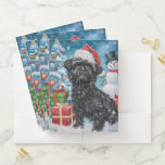 Chemise Dossier Affenpinscher Winter Wonderland Christmas Joie<br><div class="desc">Ce design festif reflète l'esprit joyeux de la période des fêtes, avec un adorable petit portant un chapeau de Père Noël. Le chien est niché dans un pays des merveilles hivernales, avec un bonhomme de neige, un sapin de Noël décoré et des cadeaux joliment emballés. Les flocons de neige tombent...</div>