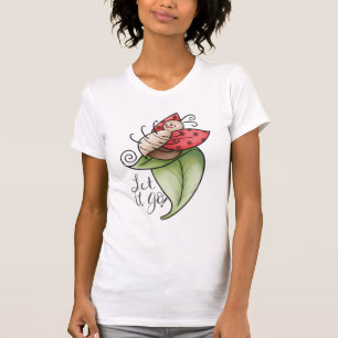 Chemise en T-shirt féminine très intéressante