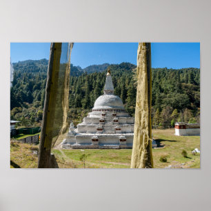 Chendebji Chorten in Bhutan, Himalaya, Azië Poster