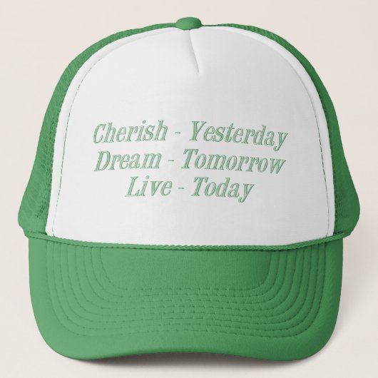 Cherish green trucker pet (Voorkant)
