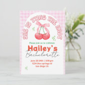 Cherry bachelorette invitation à lier le noeud (Debout devant)