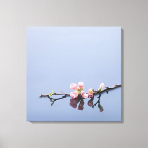 Cherry-bloesems op water canvas afdruk