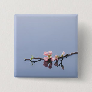 Cherry-bloesems op water vierkante button 5,1 cm