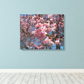 Cherry Blossom en Bee Pink Spring Flowers Canvas Afdruk (Insitu (Houten vloer))