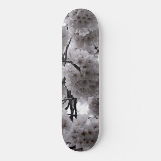 Cherry Blossom Skateboard (Voorkant)