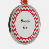 Cherry Red Chevron Zigzag Metalen Ornament (Rechts)