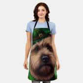 Chesapeake Bay Terrier in St. Patrick's Day Dress Schort (Gedragen)